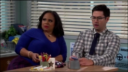 The Neighborhood - Season 05 Episode 05